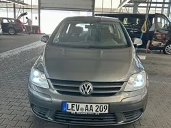 Grau Gebraucht 2006 VW Golf Plus Comfortline Van / Kleinbus | 3.500 € (Fairer Preis)