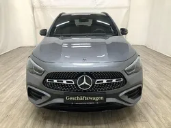 Gebraucht 2024 Mercedes GLA200 AMG line SUV | 41.770 € (Fairer Preis)