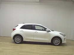 Weiß Gebraucht 2019 Kia Rio DREAM-TEAM Edition Limousine | 11.480 € (Superpreis)