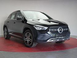 Nachtschwarz unilack Gebraucht 2021 Mercedes GLA200 Progressive SUV | 26.490 € (Superpreis)