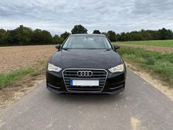 Schwarz Gebraucht 2014 Audi A3 Sport Limousine | 8.300 € (Fairer Preis)