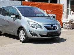 Grau Gebraucht 2010 Opel Meriva Innovation Van / Kleinbus | 4.950 € (Fairer Preis)