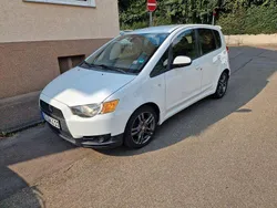Weiß Gebraucht 2009 Mitsubishi Colt Intense Limousine | 2.200 € (Fairer Preis)