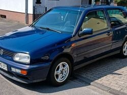 Blau Gebraucht 1995 VW Golf III GT Kleinwagen | 1.999 €