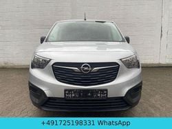 Grau Gebraucht 2020 Opel Combo Selection Van / Kleinbus | 8.400 € (Guter Preis)