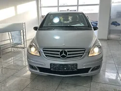 Silber Gebraucht 2005 Mercedes B180 Van / Kleinbus | 4.700 € (Teuer)