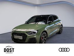 Distriktgrün metallic/mytho... Gebraucht 2025 Audi A1 Sportback S-Line Kleinwagen | 34.490 € (Etwas zu teuer)