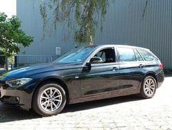 Black sapphire metallic Gebraucht 2014 BMW 316 Kombi | 13.600 € (Fairer Preis)