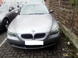 Grau Gebraucht 2003 BMW 520 Limousine | 8.400 €
