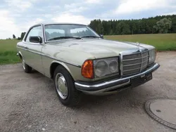 Grünmetallic Gebraucht 1979 Mercedes 230 Coupé | 7.900 €