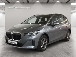 Grau Gebraucht 2022 BMW 223 Active Tourer Sport Line Van / Kleinbus | 31.400 € (Fairer Preis)