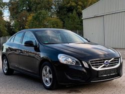 Schwarz Gebraucht 2011 Volvo S60 Momentum Limousine | 11.490 € (Fairer Preis)