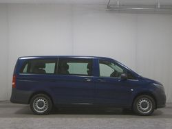 Stahlblau Gebraucht 2020 Mercedes Vito Van / Kleinbus | 26.480 € (Superpreis)