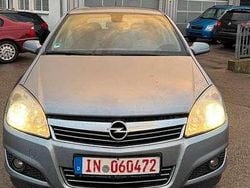 Silber Gebraucht 2007 Opel Astra Limousine | 1.490 € (Fairer Preis)