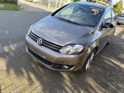 Braun Gebraucht 2011 VW Golf Plus Cross Van / Kleinbus | 5.900 € (Guter Preis)