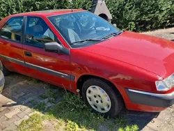Rot Gebraucht 1995 Citroën Xantia Limousine | 690 €