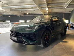 Grün Gebraucht 2023 Lamborghini Urus SUV | 299.750 € (Fairer Preis)