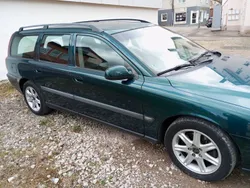 Grün Gebraucht 2000 Volvo V70 Kombi | 5.350 € (Teuer)