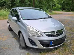 Grau Gebraucht 2013 Opel Corsa Kleinwagen | 2.700 € (Guter Preis)