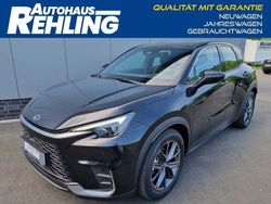 Mysticschwarz metallic Neu 2025 Lexus LBX SUV | 37.480 € (Teuer)