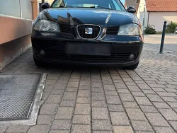 Schwarz Gebraucht 2005 Seat Ibiza Kleinwagen | 700 € (Guter Preis)