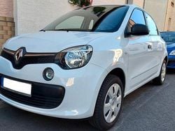 Weiß Gebraucht 2017 Renault Twingo Life Kleinwagen | 6.950 € (Fairer Preis)