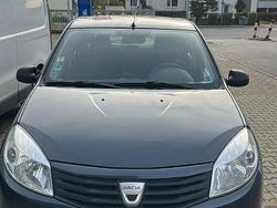 Blau Gebraucht 2009 Dacia Sandero Limousine | 3.500 €