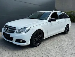 Weiß Gebraucht 2012 Mercedes C200 Kombi | 6.900 €