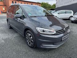 Grau Gebraucht 2022 VW Touran Active Van / Kleinbus | 22.899 € (Guter Preis)