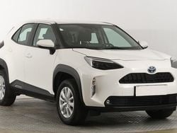 Weiß Gebraucht 2024 Toyota Yaris Cross Comfort SUV | 22.490 € (Superpreis)