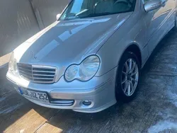 Mercedes 200