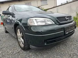 Grün Gebraucht 2003 Opel Astra Limousine | 2.499 € (Fairer Preis)