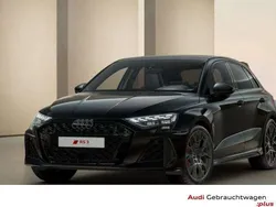 Mythosschwarz metallic Gebraucht 2025 Audi RS3 Sportback Ambiente Kleinwagen | 75.000 €