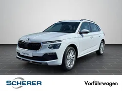Weiß Gebraucht 2025 Skoda Kamiq Selection SUV | 24.450 € (Teuer)