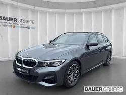 Grau Gebraucht 2021 BMW 320 M Sport Kombi | 30.930 € (Guter Preis)