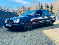 Violett Gebraucht 2000 Mercedes E55 AMG AMG Limousine | 22.999 € (Fairer Preis)