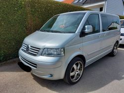 Grau Gebraucht 2004 VW T5 Van | 10.000 € (Fairer Preis)