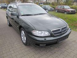 Grün Gebraucht 2002 Opel Omega Edition Kombi | 4.990 € (Teuer)
