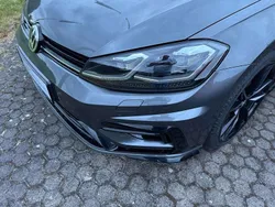Indiumgrau metallic (metallic) Gebraucht 2019 VW Golf VII R Limousine | 27.475 € (Fairer Preis)