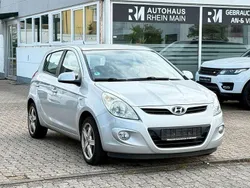 Silber Gebraucht 2009 Hyundai i20 Comfort Limousine | 1.990 € (Fairer Preis)