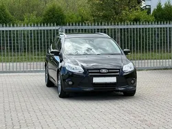 Schwarz Gebraucht 2013 Ford Focus SYNC Edition Limousine | 6.999 € (Fairer Preis)