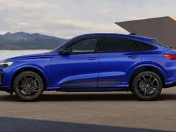 Ultrablau metallic Neu 2025 Audi Q5 Sportback S-Line SUV | 65.845 € (Guter Preis)