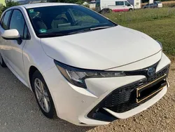 Weiß Gebraucht 2022 Toyota Corolla Hybrid Business Edition Limousine | 17.999 € (Superpreis)