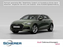 Distriktgrün metallic (metallic) Gebraucht 2024 Audi A3 Ambiente Limousine | 30.900 € (Guter Preis)