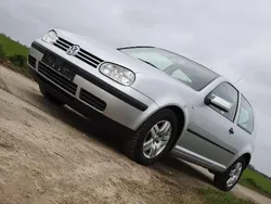 Silber Gebraucht 2002 VW Golf IV Limousine | 5.799 €