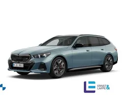 Cape york grün Neu 2024 BMW i5 M Sport Limousine | 79.940 €