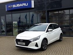 Weiß Gebraucht 2021 Hyundai i20 Intro Edition Limousine | 14.990 € (Fairer Preis)