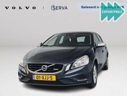 Grau Gebraucht 2012 Volvo V60 R-Design Kombi | 5.423 € (Fairer Preis)