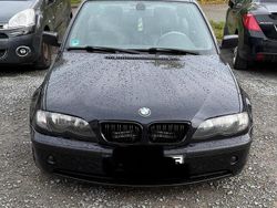 Schwarz Gebraucht 2004 BMW 320 Limousine | 2.499 € (Fairer Preis)