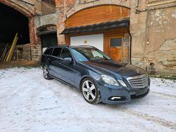 Grau Gebraucht 2011 Mercedes E220 Kombi | 4.998 € (Guter Preis)